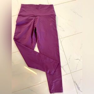 Ryderwear scrunch booty leggings.